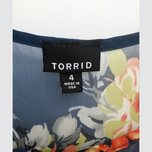 Torrid Tunic Button Down Floral Hi-Lo Red Blue - Picture 3 of 3